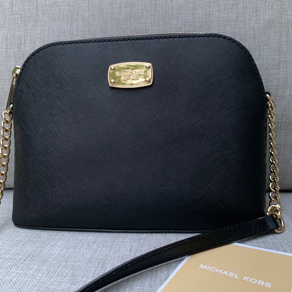 Michael Kors Cindy Black LG Dome Crossbody